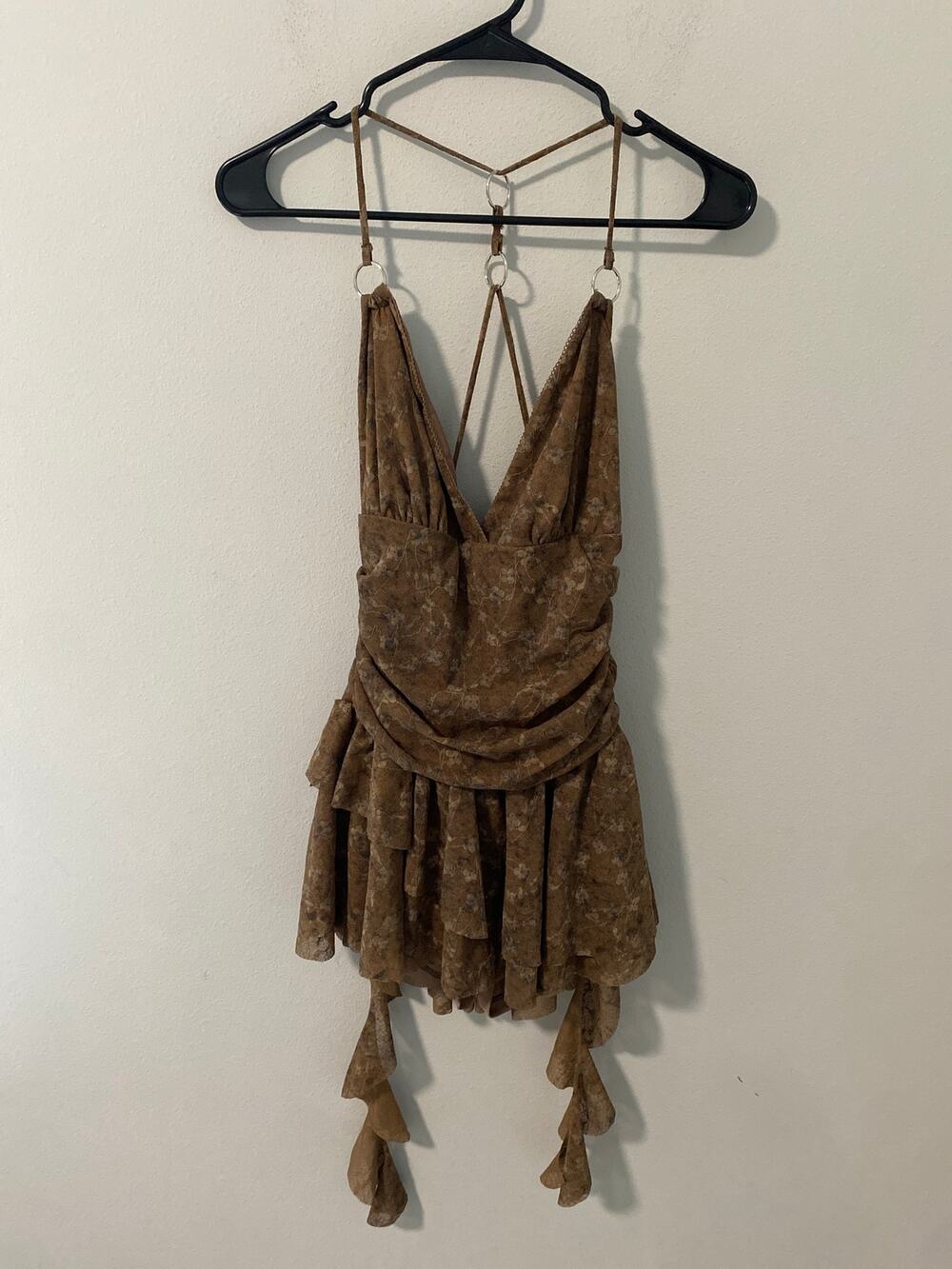 New Windsor Caught Up In Bloom Floral Mesh Ruffle Romper Brown Size Small